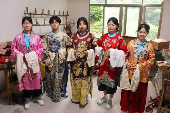 c31843e195d93ae6bedb3937efa210b